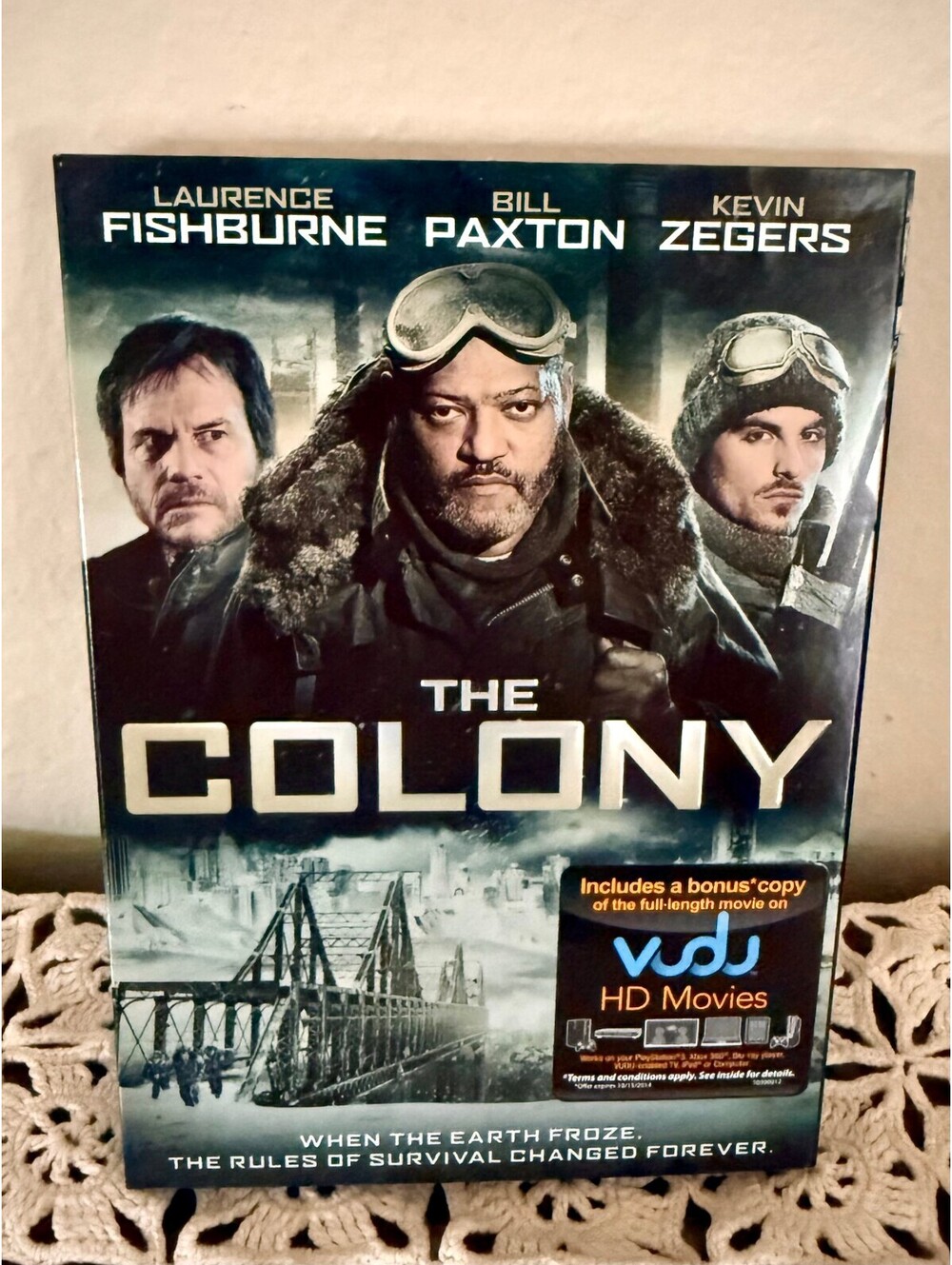 The Colony Blu-ray DVD Movie Starring Laurence Fishburne, Bill Paxton Sealed